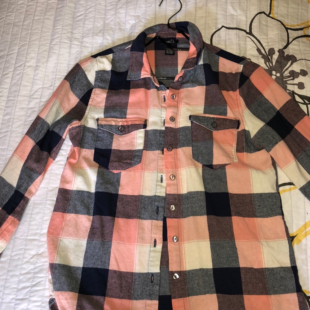 Cute and soft pink and navy flannel.